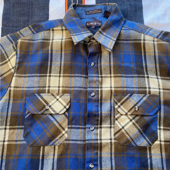 Vintage Northwest Territory Flannel Plaid Button up shirt. Size Large. Acrylic. - Picture 12 of 15